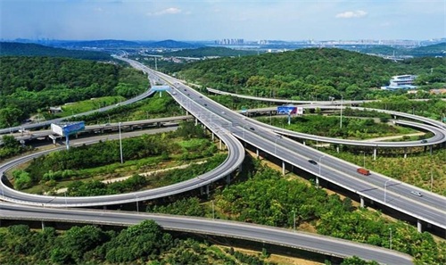 茶陵钢筋套筒应用于高速公路